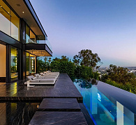 Londonderry, Italian Luxury Group